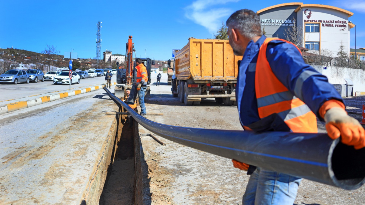 Elazığ Belediyesi Altyapı Yenileme Çalışmalarına Devam Ediyor