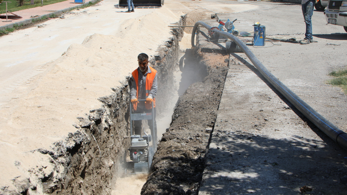 Elazığ Belediyesi Altyapı Yenileme Çalışmaları Sürüyor