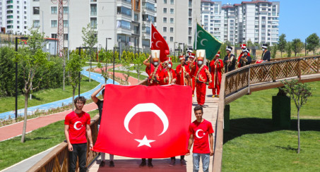 Elazığ Belediyesi Bünyesindeki Sporculardan '19 Mayıs' Etkinliği