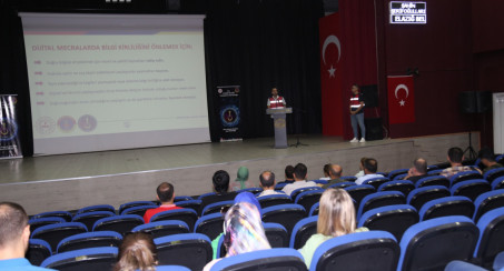 ELAZIĞ BELEDİYESİ ÇALIŞANLARINA SİBER SUÇ FARKINDALIK BİLİNÇLENDİRME EĞİTİMİ VERİLDİ