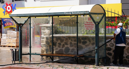 Elazığ Belediyesi, Çaydaçıra Mahallesi'nde Kapsamlı Temizlik Çalışması Gerçekleştirdi