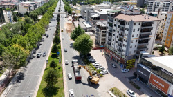 Elazığ Belediyesi, Cumhuriyet Mahallesi'nde Kanalizasyon ve Yağmur Suyu Hattı Çalışmaları Başlattı