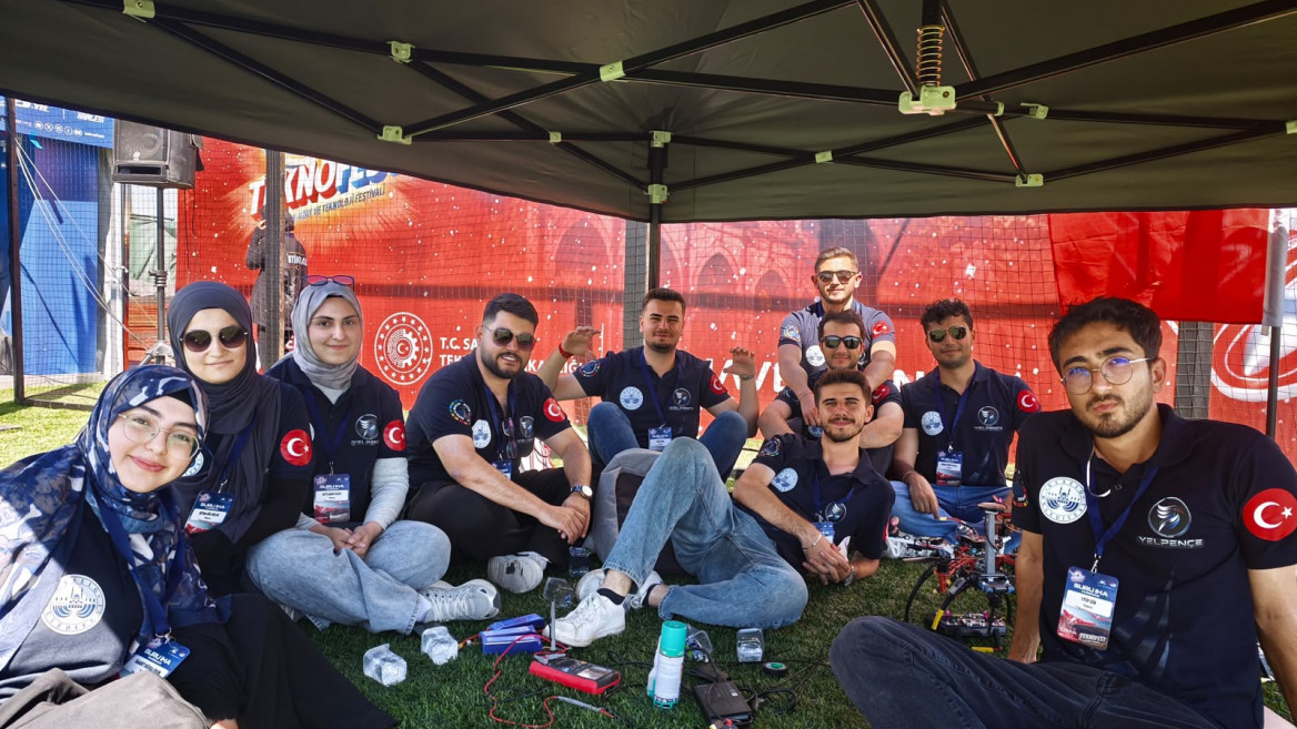 Elazığ Belediyesi Gençlik Meclisi, TEKNOFEST Finalinde Elazığ'ı Başarıyla Temsil Ediyor