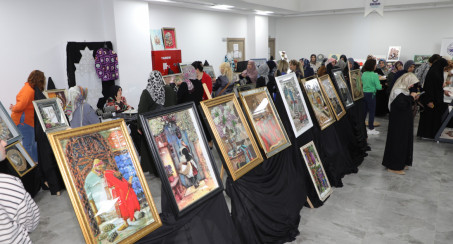 ELAZIĞ BELEDİYESİ HANIMELİ EL SANATLARI SERGİSİ AÇILDI