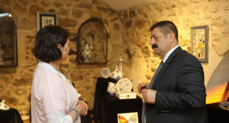 ELAZIĞ BELEDİYESİ HİLALKENT SOSYAL HİZMET BİNASI'NDA EĞİTİM GÖREN KURSİYERLERDEN ÇİNİ SERGİSİ