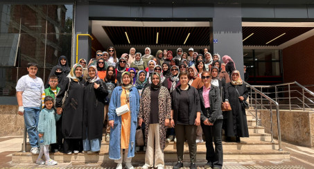 ELAZIĞ BELEDİYESİ KADIN MECLİSİ PALU'YA GEZİ DÜZENLEDİ