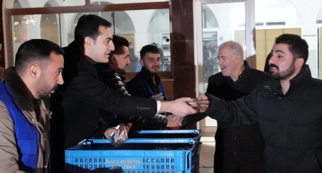 Elazığ Belediyesi Kandilin Bereketine Ortak Oldu