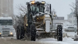 Elazığ Belediyesi Karla Mücadele Ekiplerinden Anında Müdahale