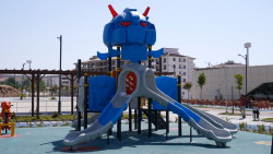 Elazığ Belediyesi, Kent Genelindeki Parkları Yeniliyor