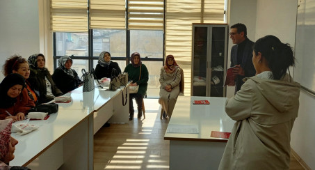 Elazığ Belediyesi'nde, İşitme Engelli Kadınlara Yönelik Eğitimler Sürüyor