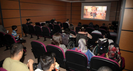 Elazığ Belediyesi'nden Engelli Çocuklara Sinema Keyfi