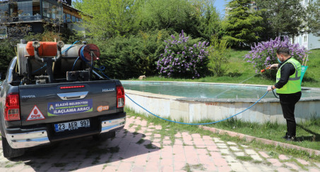 ELAZIĞ BELEDİYESİ'NDEN LARVA İLE MÜCADELE