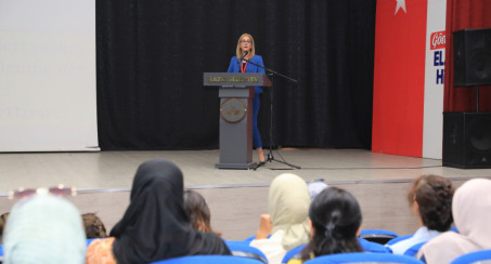 Elazığ Belediyesi'nden Personele Yönelik Seminer