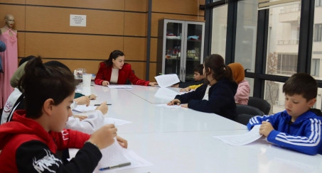 Elazığ Belediyesi'nin Düzenlediği 'Pozitif Nesil Gurup Terapileri' Başladı