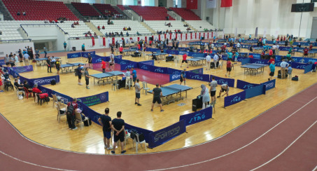 Elazığ Belediyesi'nin Organize Ettiği Kurum ve Kuruluşlar Arası Masa Tenisi Türkiye Şampiyonası Başladı