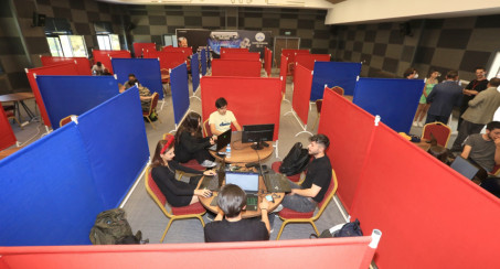 Elazığ Belediyesi Organizasyonu ve Ev Sahipliğinde Düzenlenen Nasa Space Apps Challenge Etkinliğine Yoğun İlgi