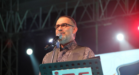 Elazığ Belediyesi Ramazan Etkinliklerinde İbrahim Sadri Gönüllere Dokundu