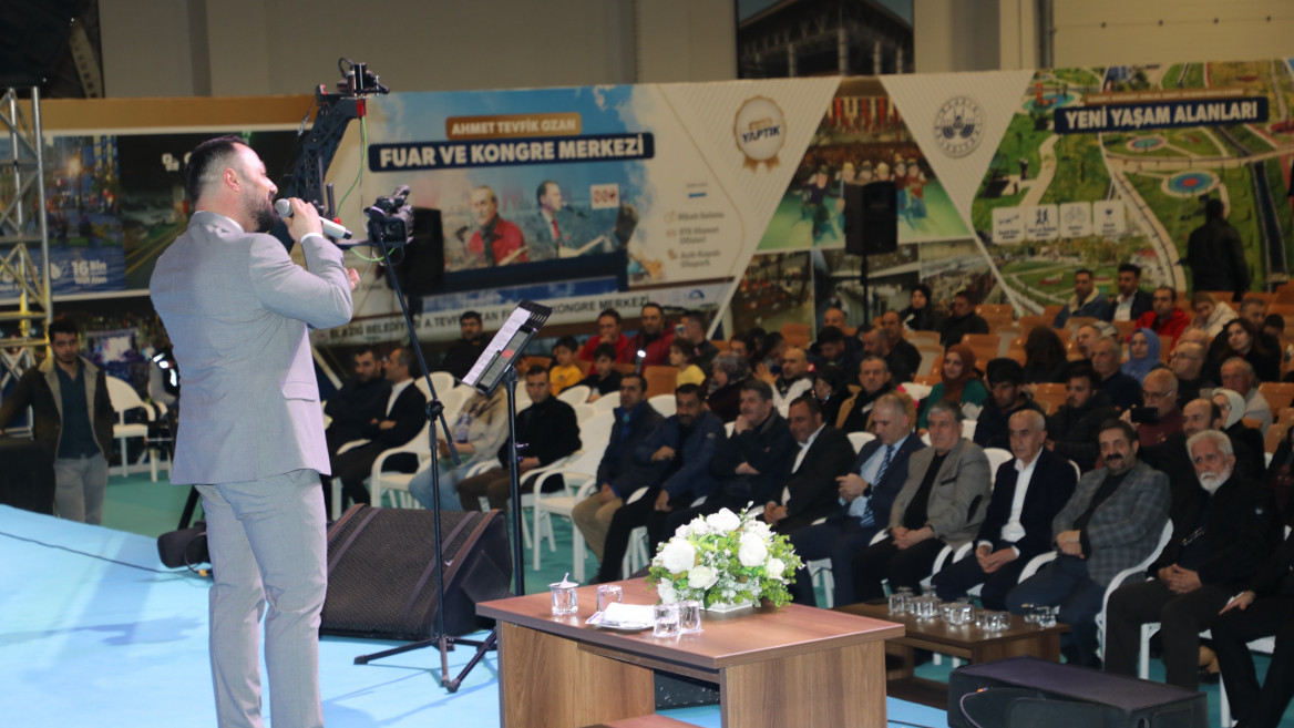 ELAZIĞ BELEDİYESİ RAMAZAN ETKİNLİKLERİNDE ÖMER AHMET TURHAN SAHNE ALDI