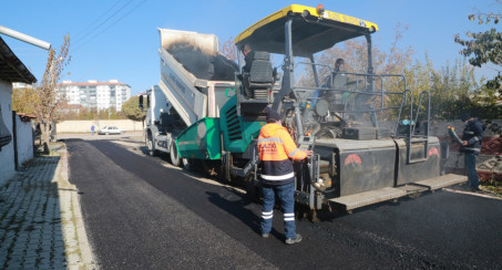 Asfalt Çalışmalarını Hızlandırdık