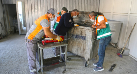 Elazığ Belediyesi Temizlik İşleri Müdürlüğü Bakım ve Onarım Çalışmalarını  Kendi Atölyesinde Yapıyor