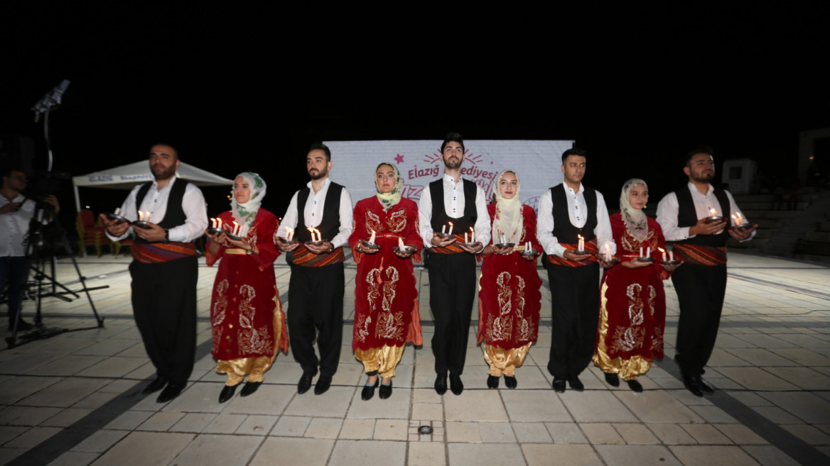 Elazığ Belediyesi Yaz Şenlikleri Başladı