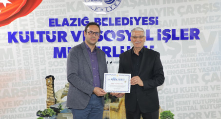 Elazığ Belediyesi Yazarlık Atölyesi'nde Sertifika Töreni