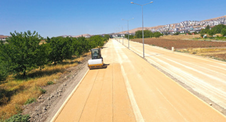 Elazığ Belediyesi Yeni Bağlantı Yolları Açmaya Devam Ediyor