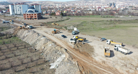 Elazığ Belediyesi Yeni Yol Çalışmalarını Sürdürüyor