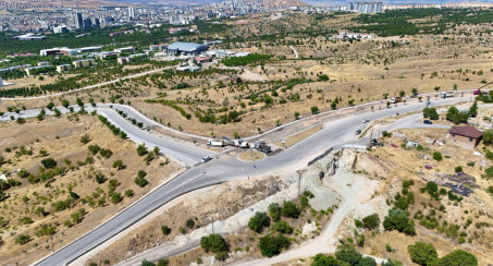 Elazığ Belediyesi, Yol Yenileme ve İyileştirme Çalışmalarını Sürdürüyor