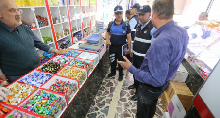 Elazığ Belediyesi Zabıta Ekiplerinden Bayram Denetimi