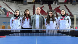 Elazığ Belediyespor, Süper Lig'in İlk Yarısını Zirvede Tamamladı