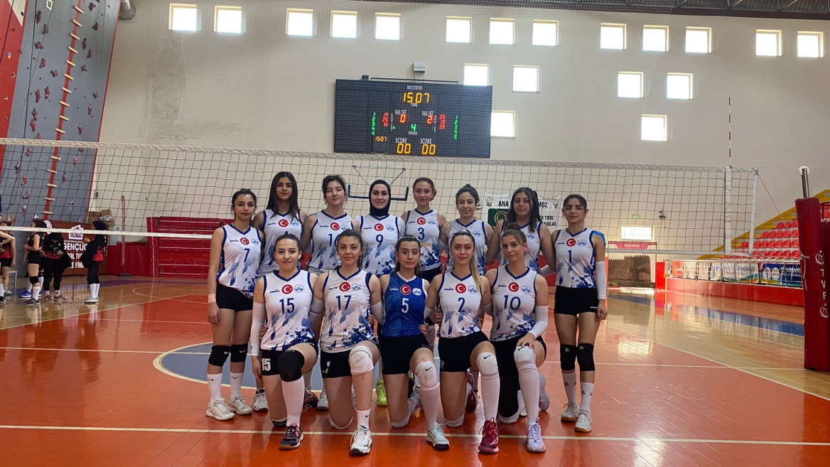 Elazığ Belediyespor'un Mücadele Edeceği Voleybol Genç Kız Yarı Final Müsabakaları Başlıyor