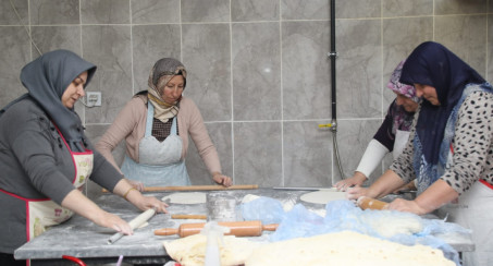 Elazığ Depremzedeler İçin Tek Yürek