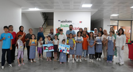 ELAZIĞLI ÇOCUKLAR, FİLİSTİN'E DESTEK İÇİN RESİM ÇİZDİ