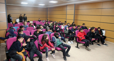 Engelsiz Yaşam Merkezi'nde Eğitimler Devam Ediyor