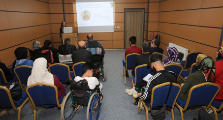 Engelsiz Yaşam Merkezi'nde 'Özel Bireylerde Yeme Bozuklukları ve Obezite Riski' Adlı Seminer Düzenlendi