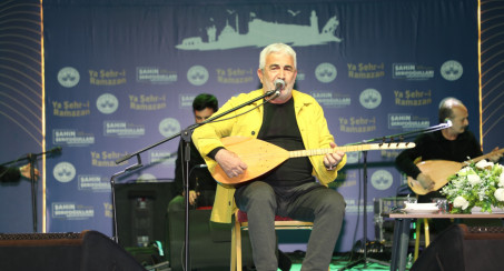 ESAT KABAKLI ELAZIĞLILARI MEST ETTİ