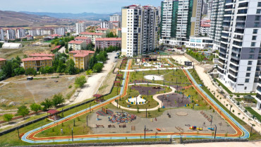 GERİ DÖNÜŞÜM PARKI'NDA YER ALAN ÖRNEK FİGÜRLER MİLLET BAHÇESİ'NDE SERGİLENECEK