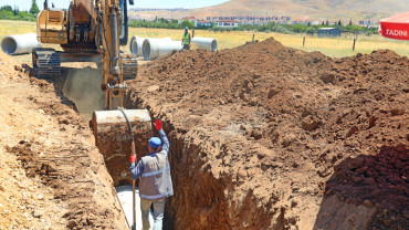 Elazığ Belediyesi Altyapı Yenileme Çalışmaları Sürüyor