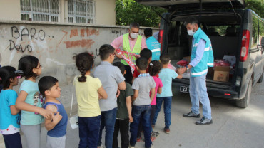 Elazığ Belediyesi Bayramda Çocukları Unutmadı