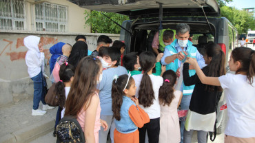 Elazığ Belediyesi Bayramda Çocukları Unutmadı