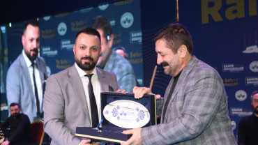 ELAZIĞ BELEDİYESİ RAMAZAN ETKİNLİKLERİNDE ÖMER AHMET TURHAN SAHNE ALDI