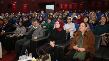AHISKA TÜRKLERİNİN GELENEK VE GÖRENEKLERİ ANLATILDI