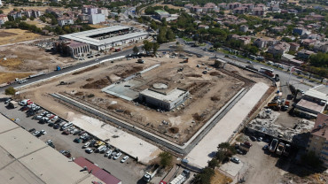 Başkan Şerifoğulları Doğu Park'ta İncelemelerde Bulundu