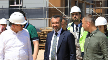 BAŞKAN ŞERİFOĞULLARI, BATI PRESTİJ KONUTLARI İNŞA SAHASINDA İNCELEMELERDE BULUNDU