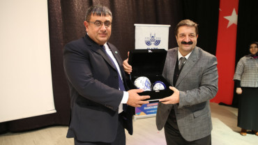 AHISKA TÜRKLERİNİN GELENEK VE GÖRENEKLERİ ANLATILDI