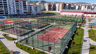 Kentin Her Noktasından Vatandaşları Ağırlayan Spor Köyü, Yepyeni Bir Cazibe Merkezi Oldu