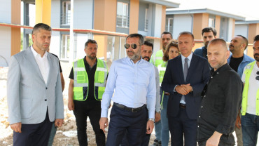 Başkan Şerifoğulları, Batı Prestij Projesi Alanında İncelemede Bulundu