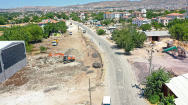 Kazım Karabekir Caddesi'nde Yol Genişletme Çalışması