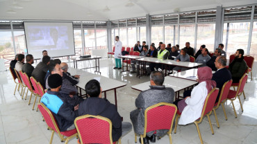 Elazığ Belediyesi 'Kuduz ve Hayvan Isırıklarında İlk Yardım' Konulu Seminer Düzenledi